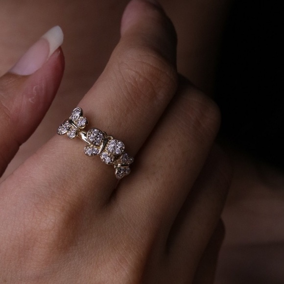 14k Solid Yellow Gold 3 Butterfly Ring Size 8.25 - Picture 10 of 11